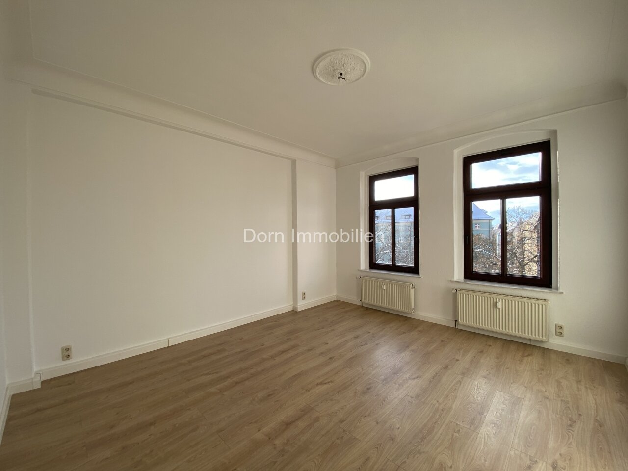 VERMIETET+++ Frisch renovierte 4 Raumwohnung mit neuer EBK - neue Aufteilung mit Wohnküche +++