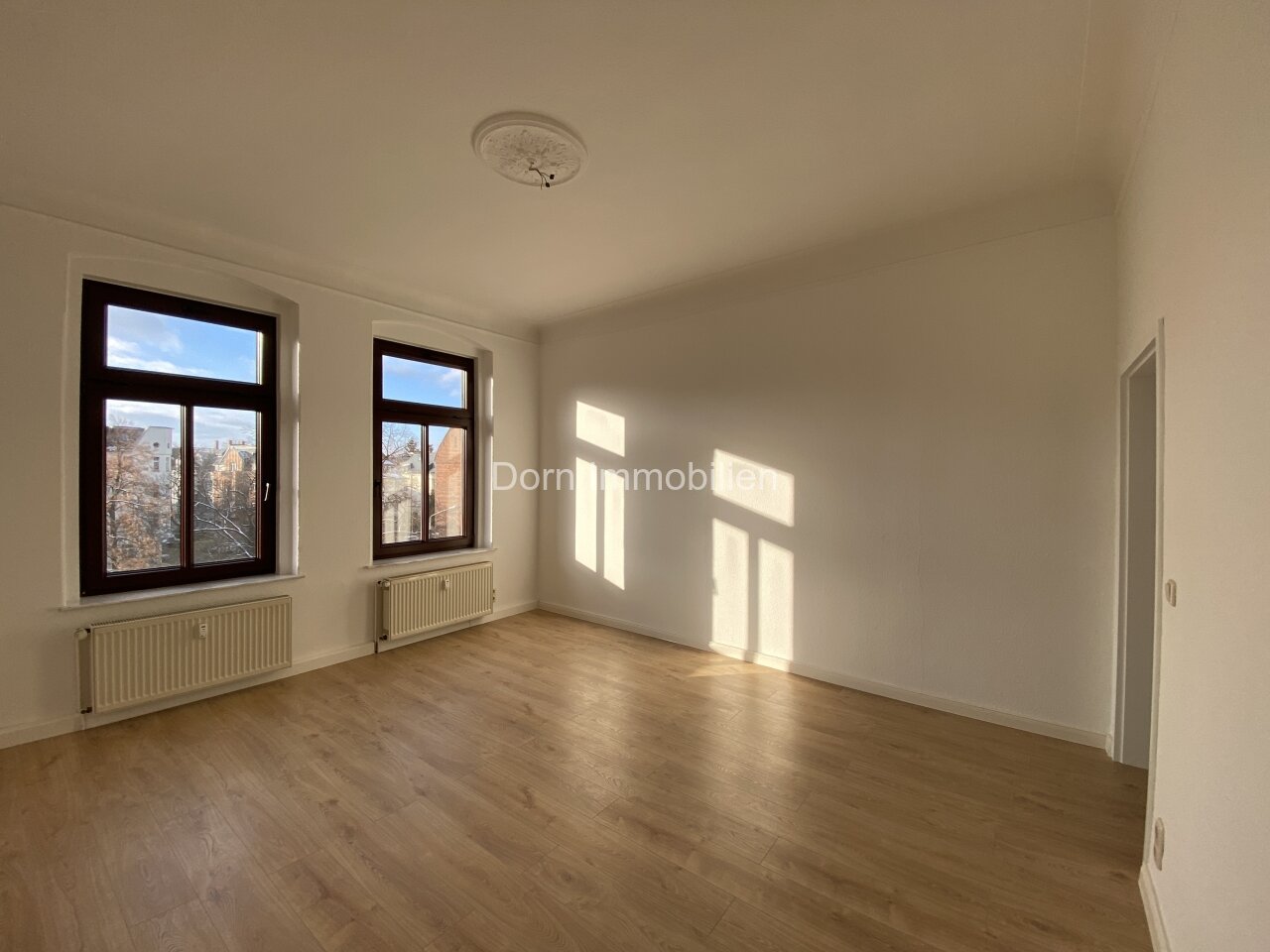 VERMIETET+++ Frisch renovierte 4 Raumwohnung mit neuer EBK - neue Aufteilung mit Wohnküche +++