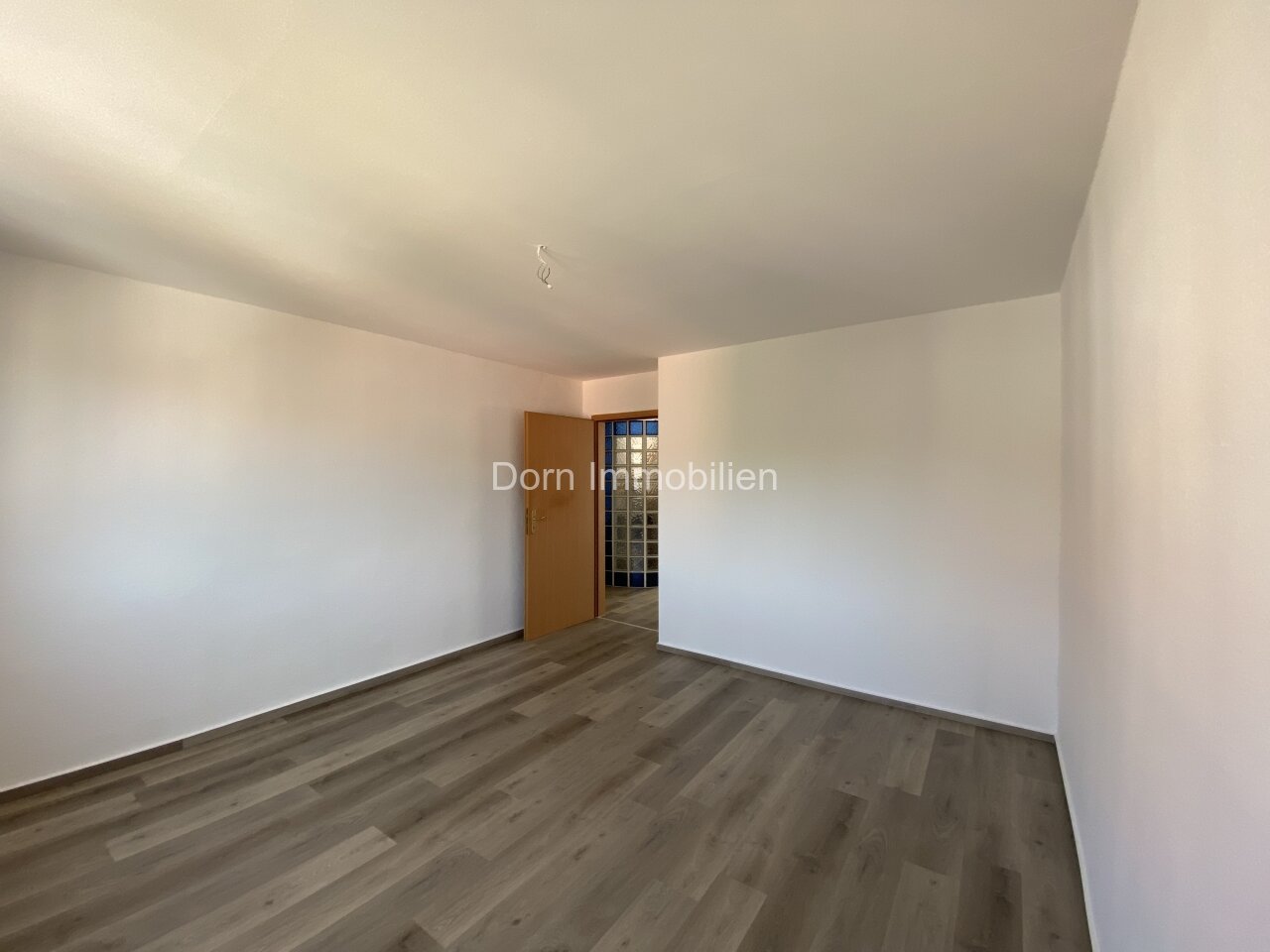 AKTUELL NEU VERMIETET: Herrliche großzügige Maisonette mit offener Empore in Oberplanitz 