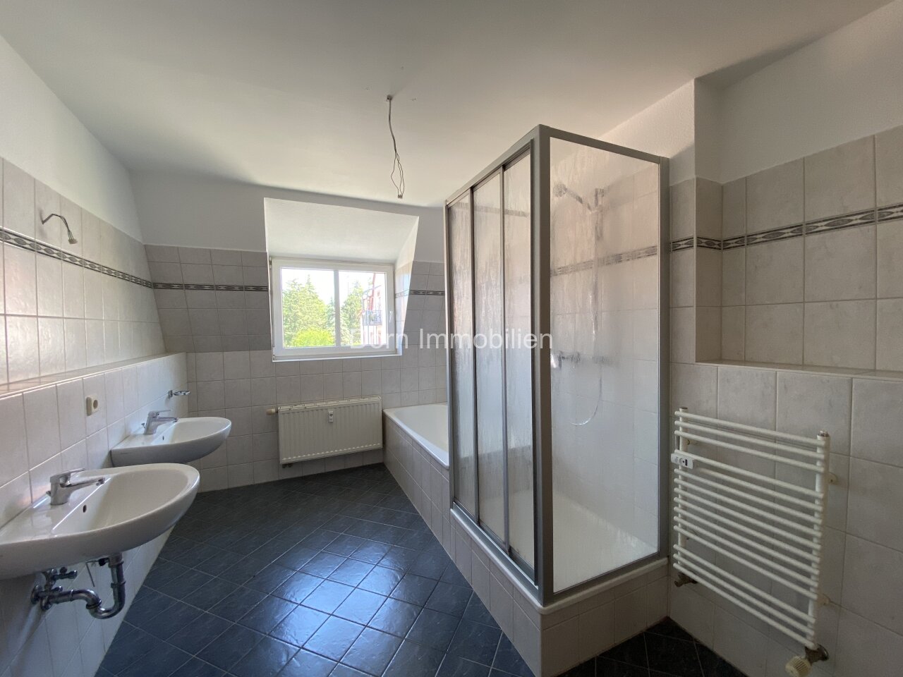 AKTUELL NEU VERMIETET: Herrliche großzügige Maisonette mit offener Empore in Oberplanitz 