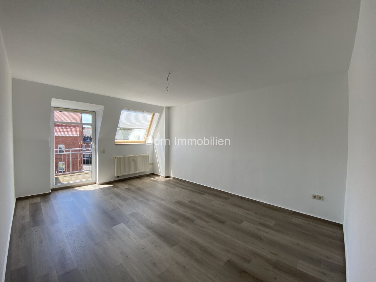 AKTUELL NEU VERMIETET: Herrliche großzügige Maisonette mit offener Empore in Oberplanitz 