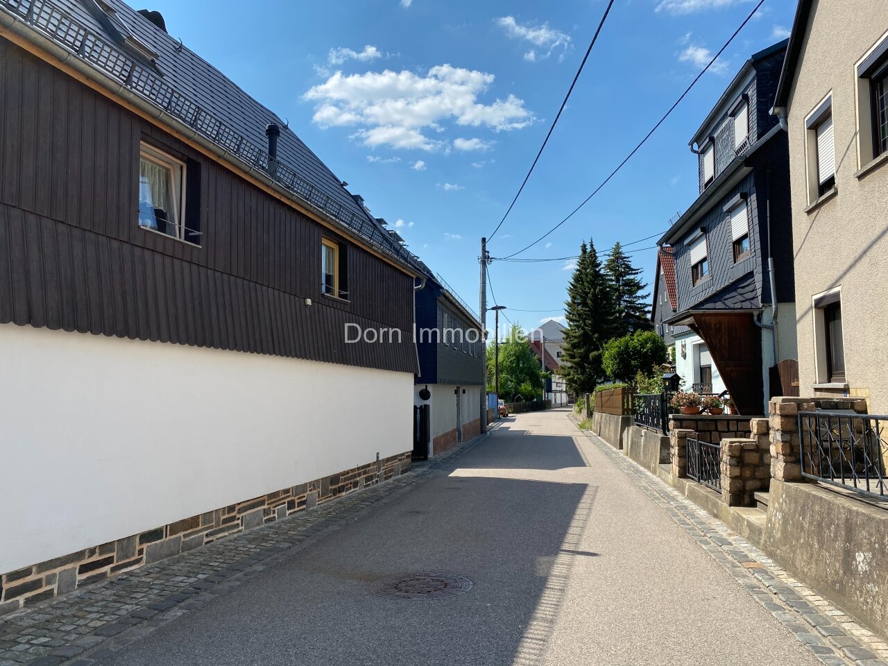 VERKAUFT: Liebevoll gestalteter Hof und Haus in Mülsen St. Niclas bei Zwickau - im Verkauf