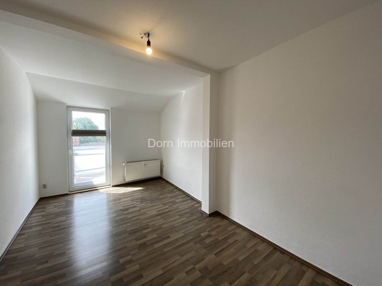 WIEDER VERMIETET: Traumhafte Maisonette mit EBK in Lichtentanne zur Vermietung