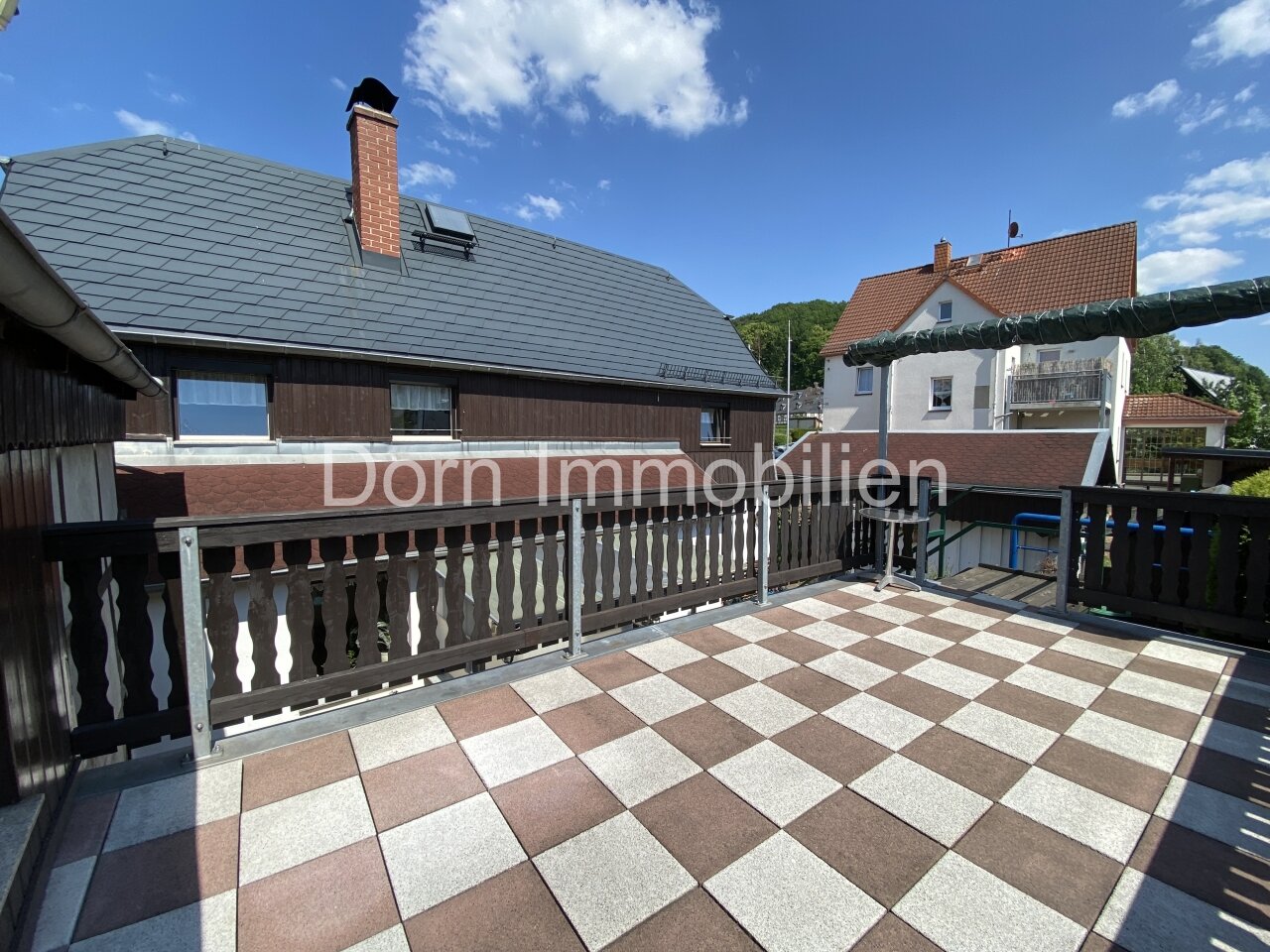 VERKAUFT: Liebevoll gestalteter Hof und Haus in Mülsen St. Niclas bei Zwickau - im Verkauf