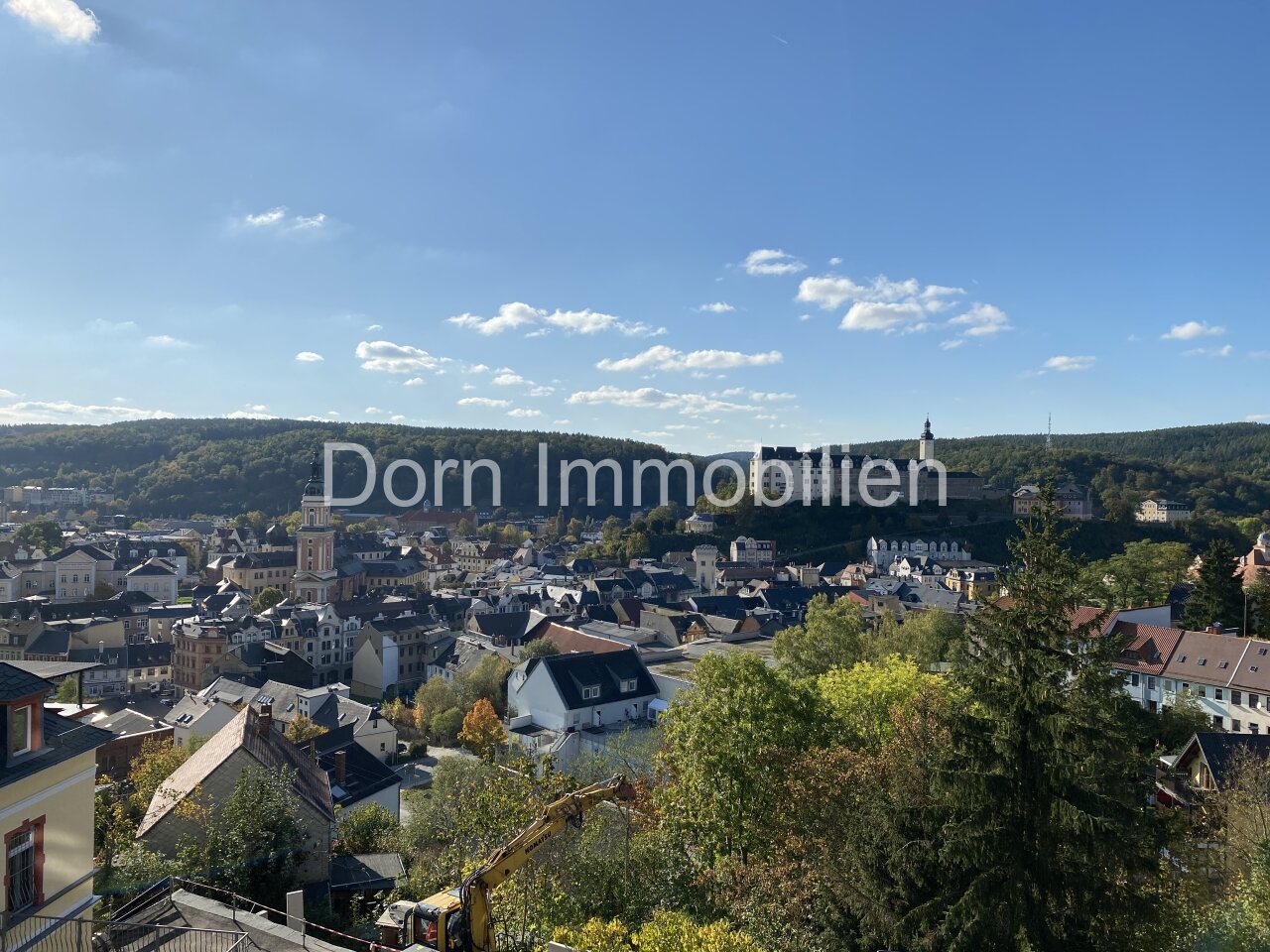 VERMIETET: Traumhafte Etagenwohnung mit EBK, Terrasse und Garten in Greiz zur Vermietung + virtueller Rundgang