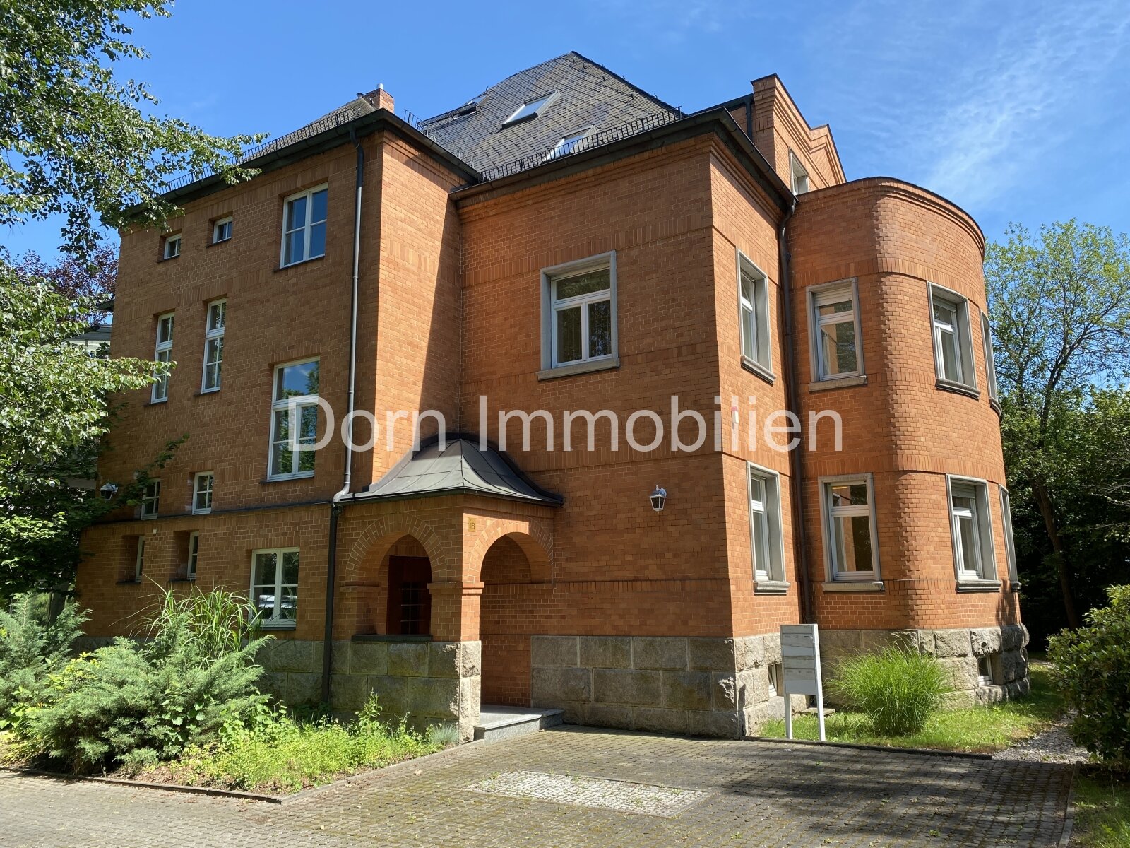 VERKAUFT: Kapitalanlage oder Eigennutzung - Stattliche Villa in Zwickau im Verkauf