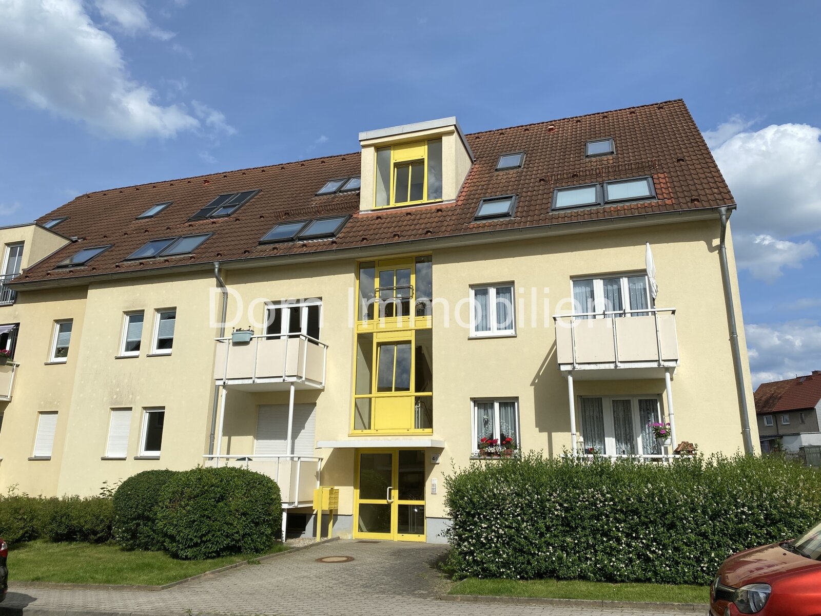 Kapitalanlage: Top Zustand WE mit Balkon, EBK und TG Stellplatz im Landkreis Zwickau im Verkauf