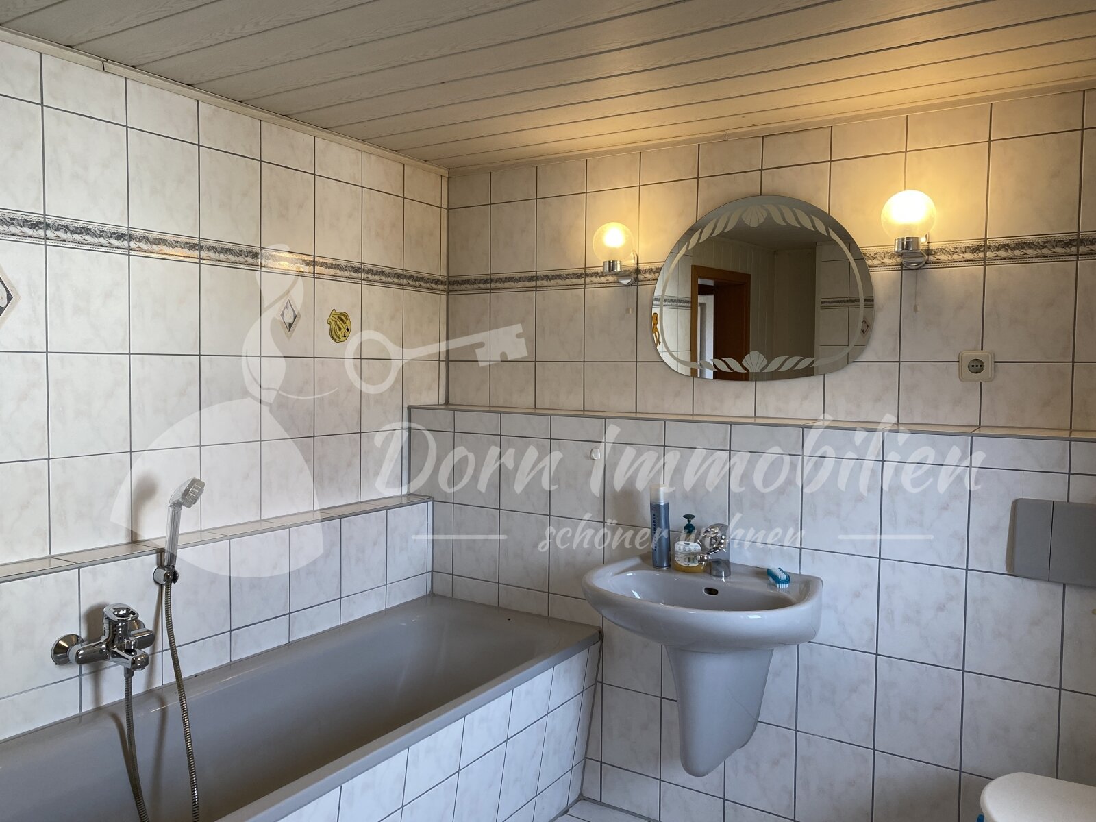 Historisches Fachwerkhaus in Nauendorf - Großenstein im Verkauf