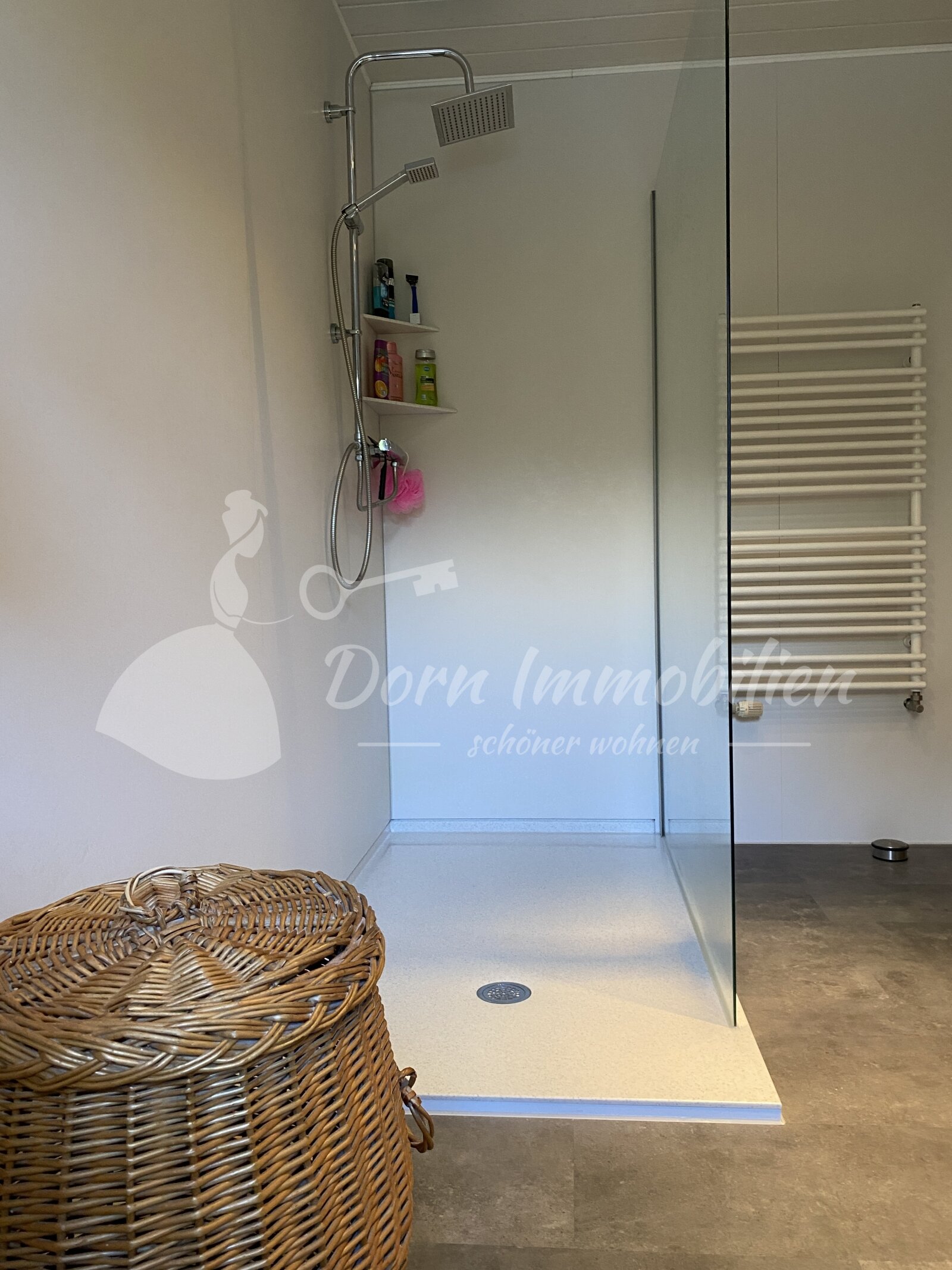 Hübsche Doppelhaushälfte - ruhige bevorzugte Lage in Zwickau - Weißenborn im Verkauf