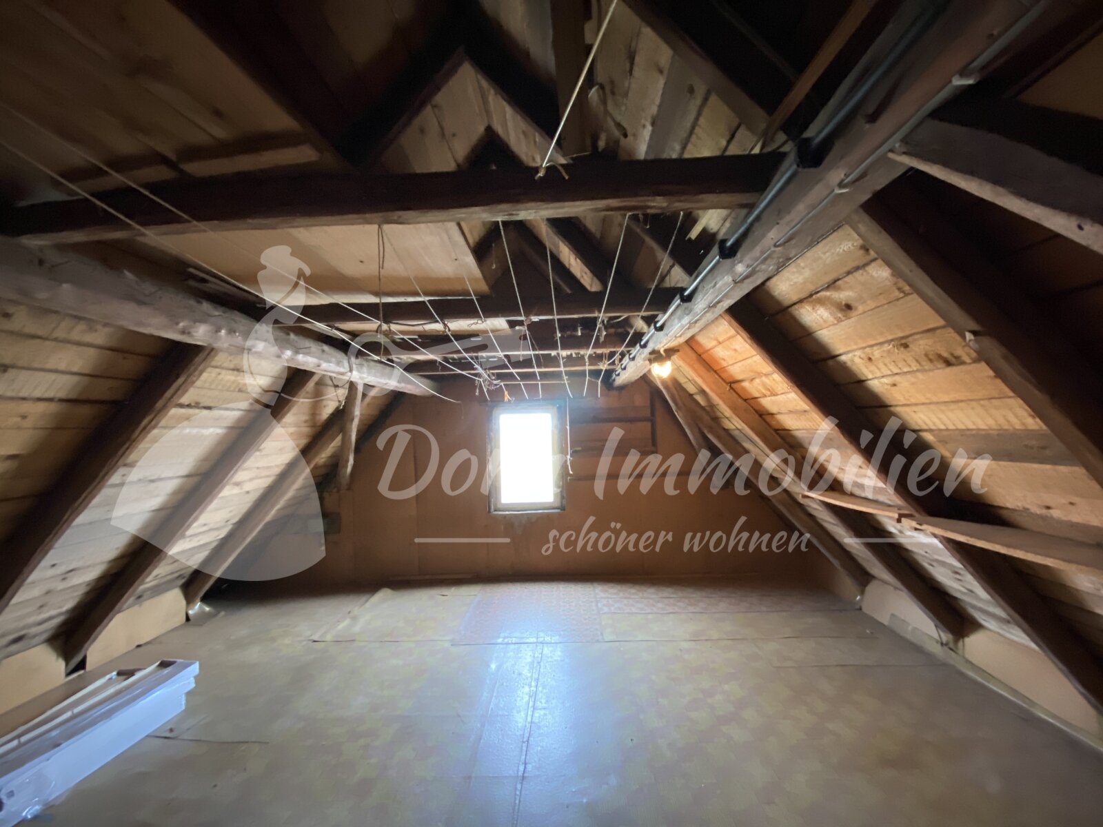 Hübsches Fachwerkhaus ohne Denkmalschutz; ruhig gelegen in Nauendorf - Großenstein im Verkauf