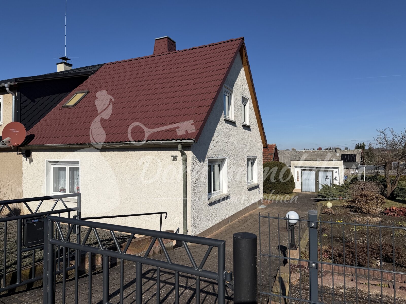 Gemütliche Doppelhaushälfte in der Vogelsiedlung - Zwickau im Verkauf