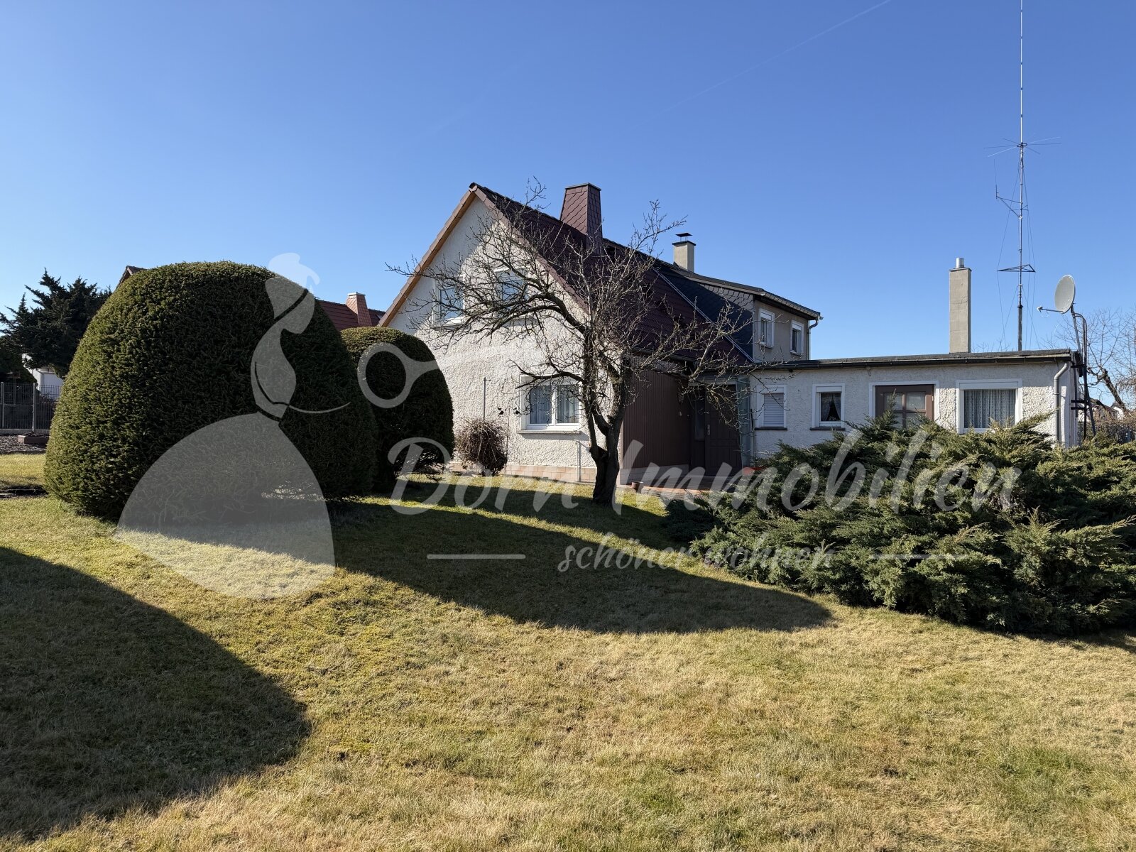 Gemütliche Doppelhaushälfte in der Vogelsiedlung - Zwickau im Verkauf