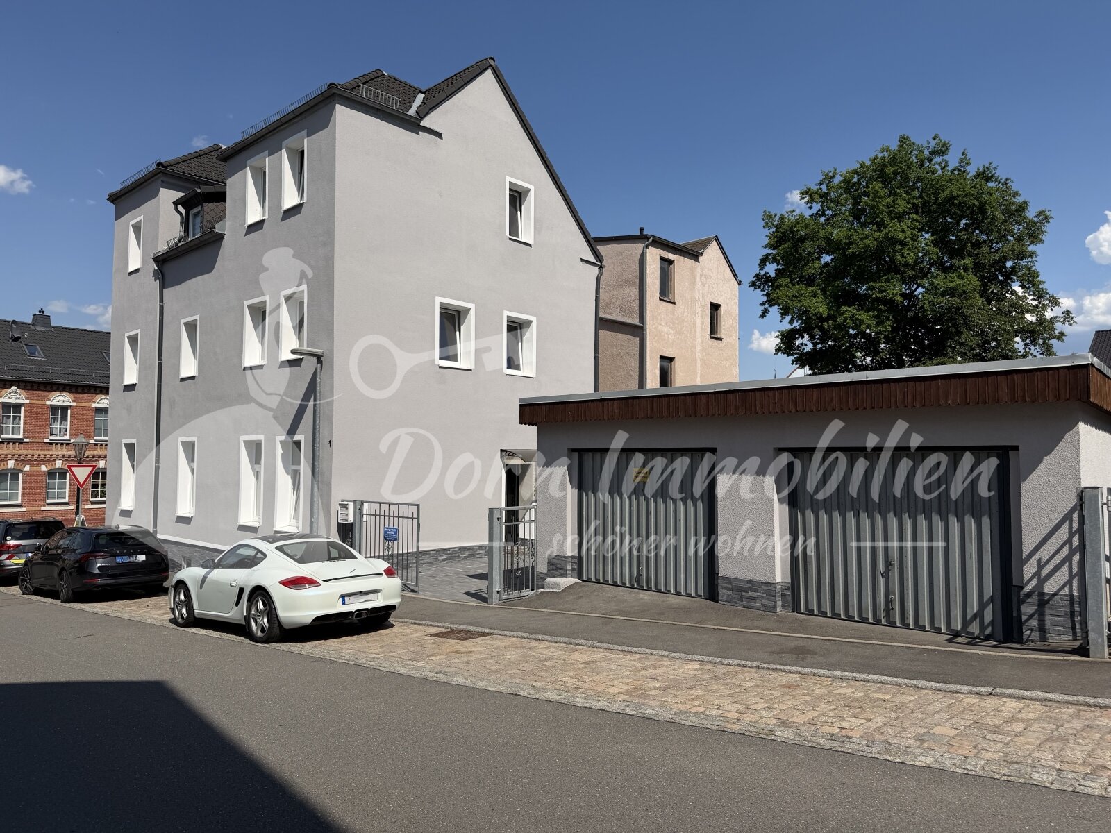 Mehrfamilienhaus frisch und top saniert - in Wilkau-Haßlau im Verkauf