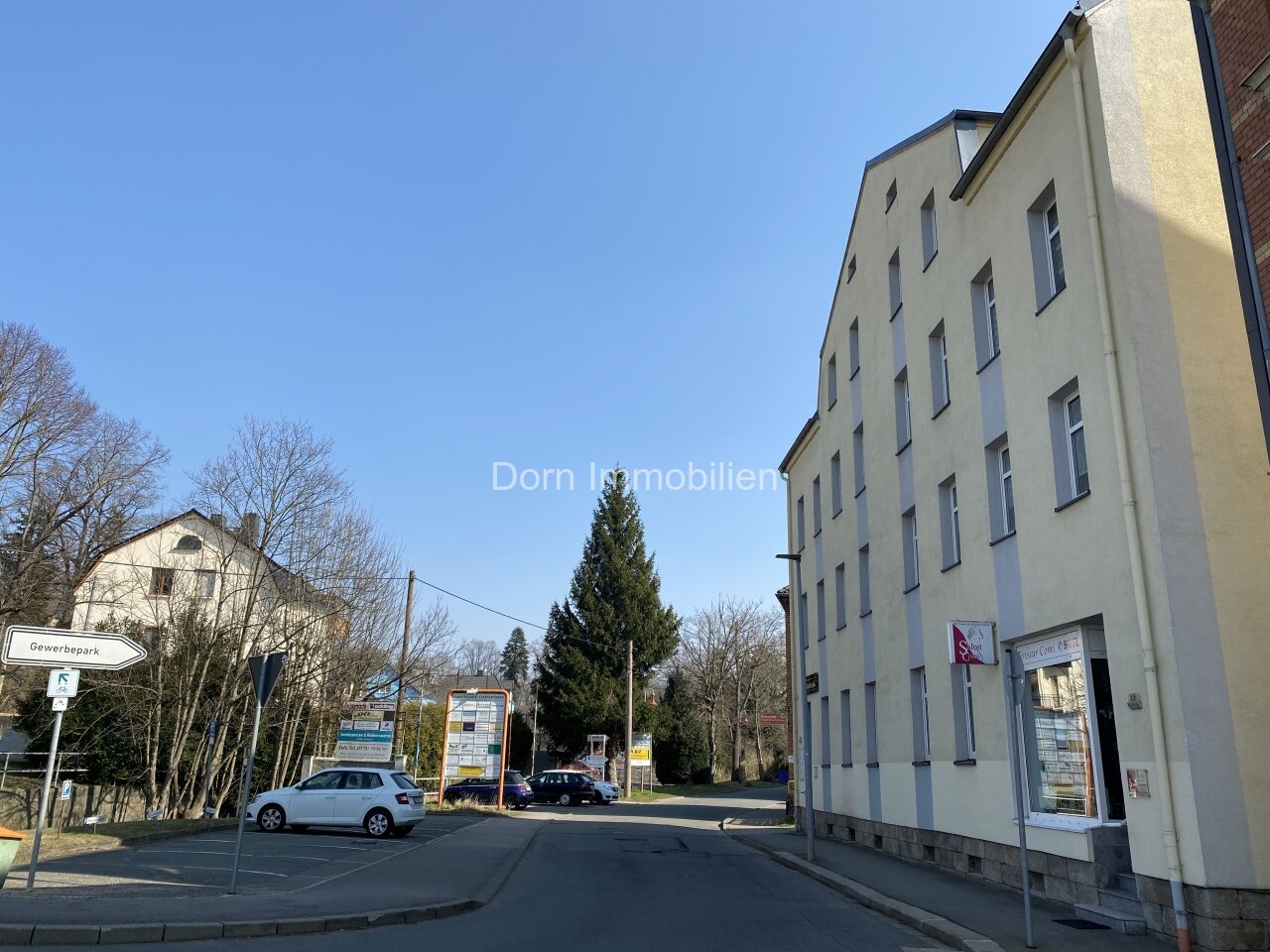 Top saniertes MFH mit Gewerbeeinheit im LK Zwickau im Verkauf