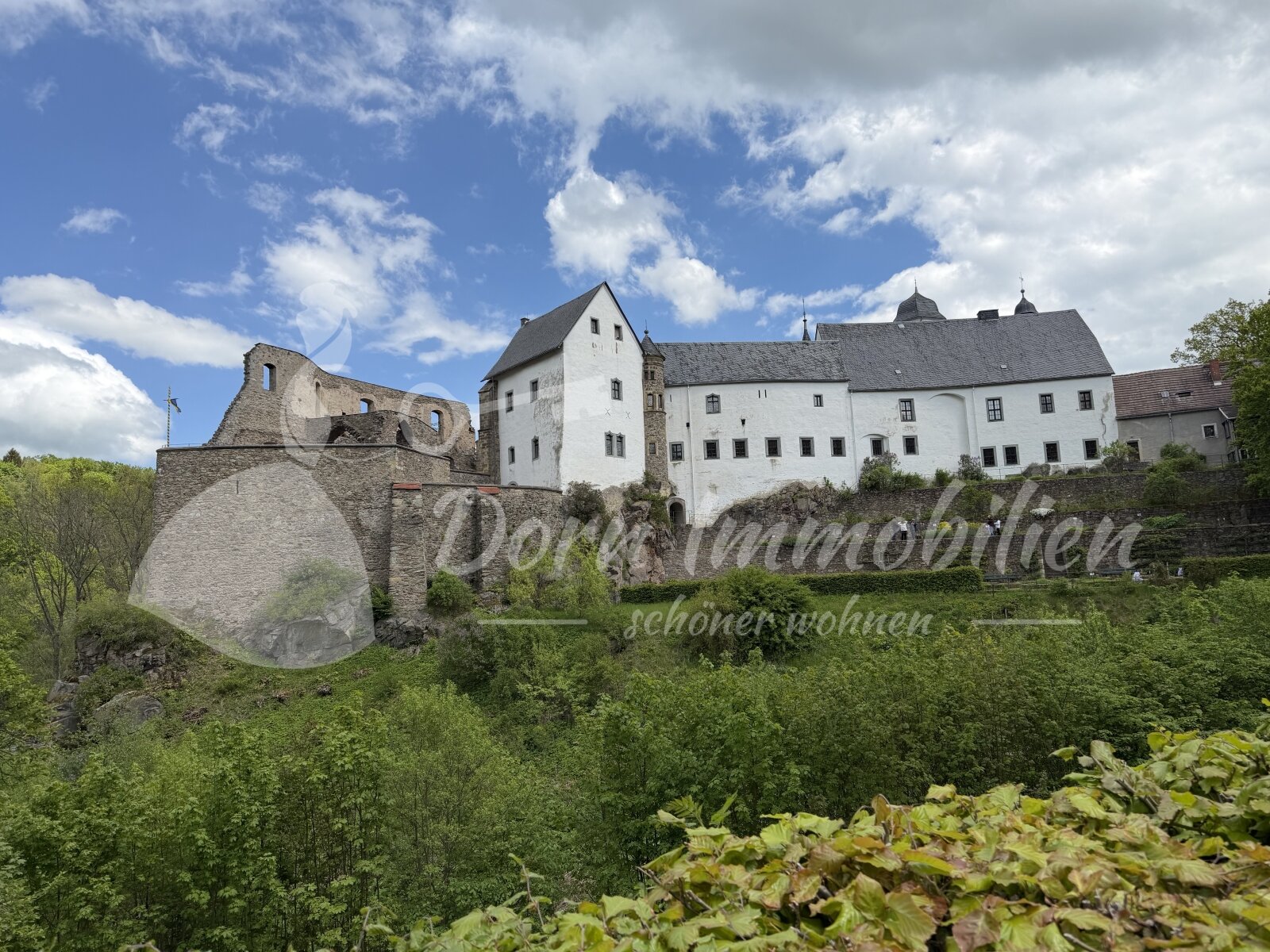 Denkmalgeschütztes Haus mit viel Platz - in Lauenstein/ Altenberg im Verkauf