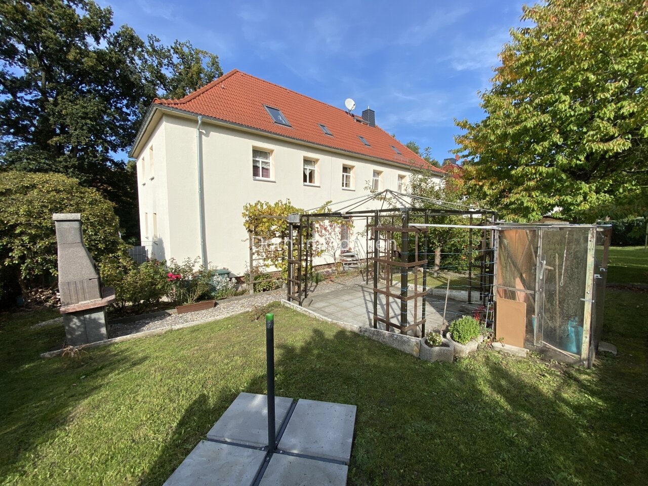 Hausansicht Gartenseite Hausansicht Gartenseite