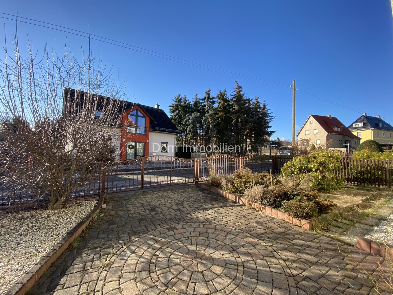 Ansicht Einfahrt Haus Ansicht Einfahrt Haus