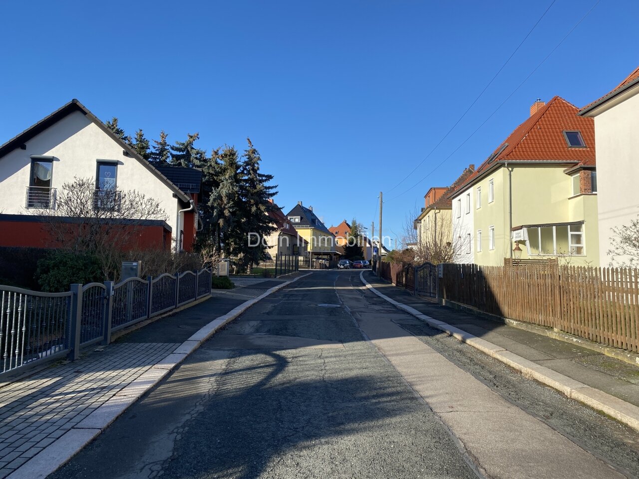 Straßenansicht Straßenansicht