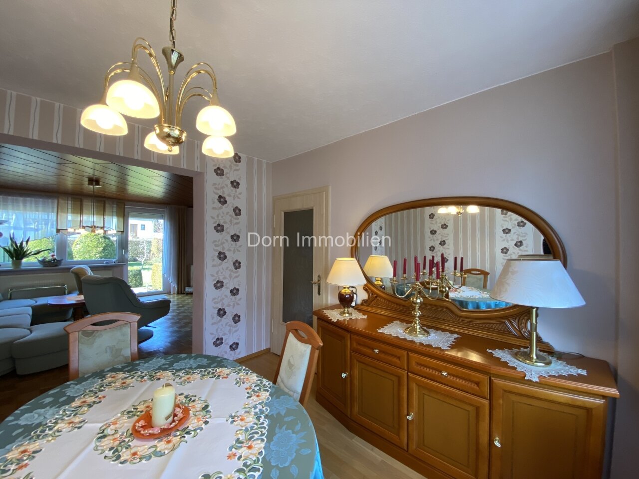 Esszimmer am Wohnzimmer Esszimmer am Wohnzimmer