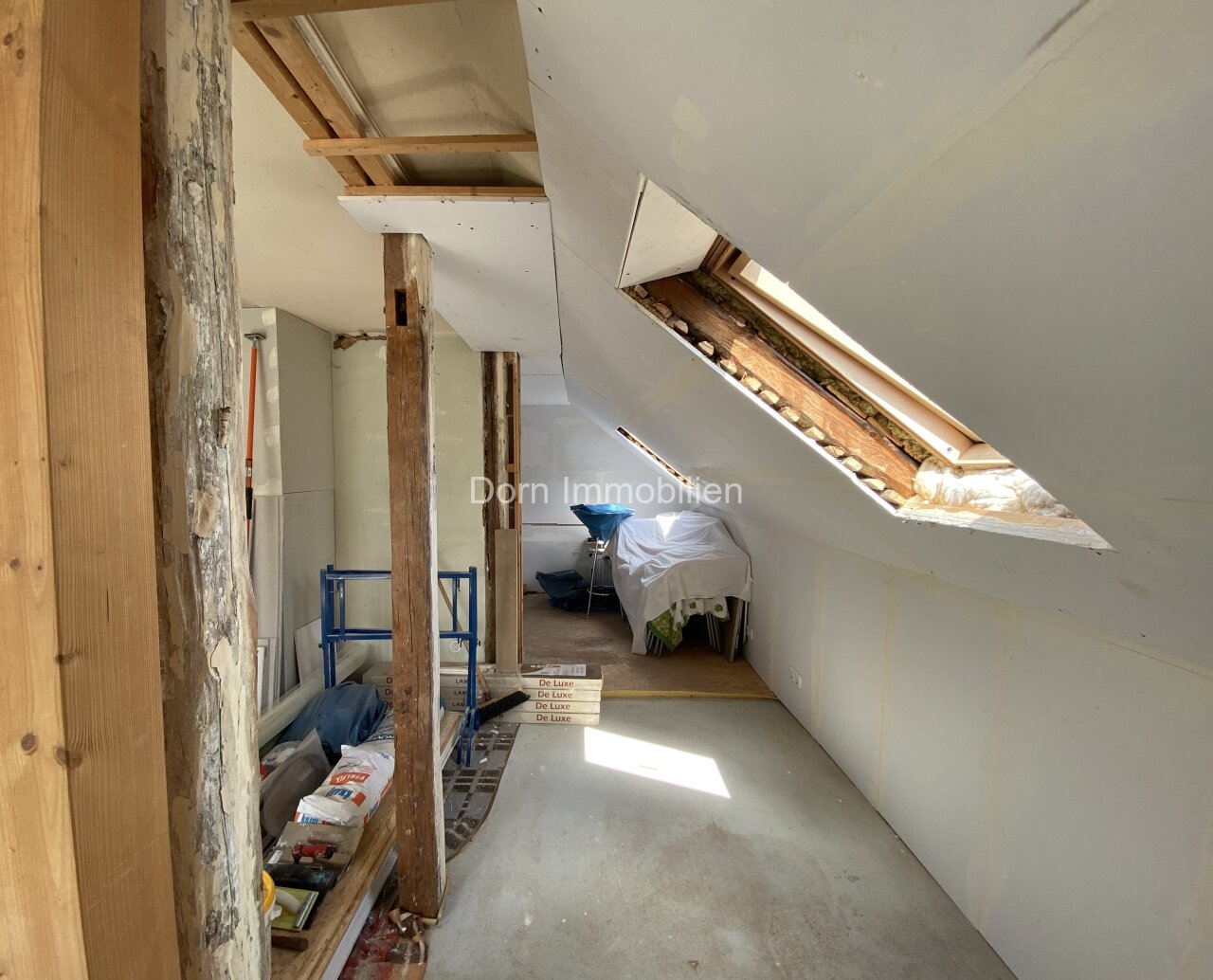 Wohnzimmer - Blick bis Kinderzimmer Wohnzimmer - Blick bis Kinderzimmer