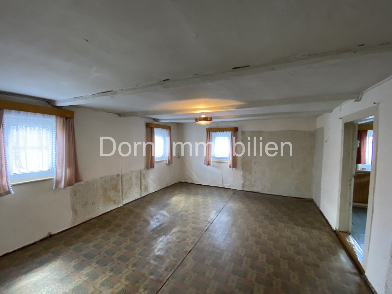 1. Schlafzimmer im 1. OG 1. Schlafzimmer im 1. OG