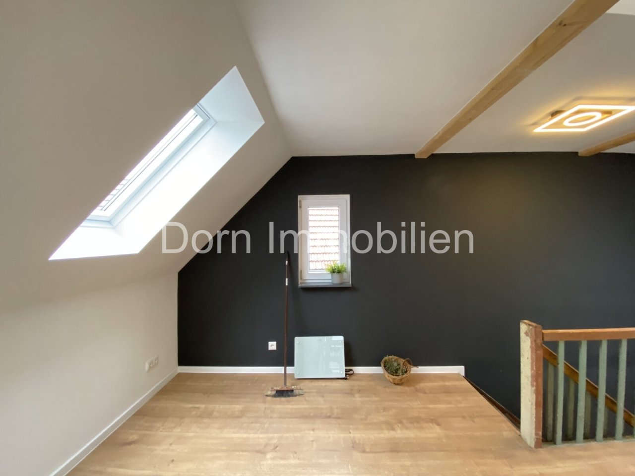 obere Etage - Homeoffice obere Etage - Homeoffice