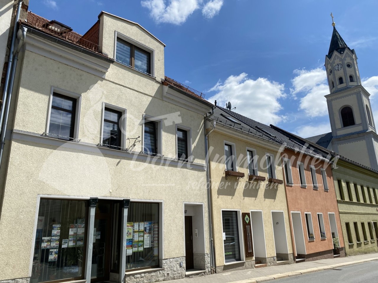 Außenansicht - Vorderthaus