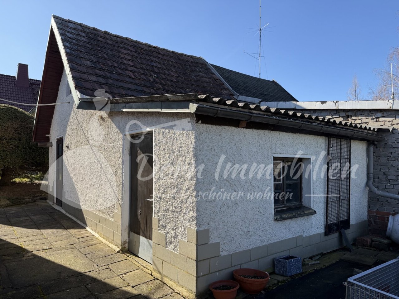 Nebengebäude Nebengebäude