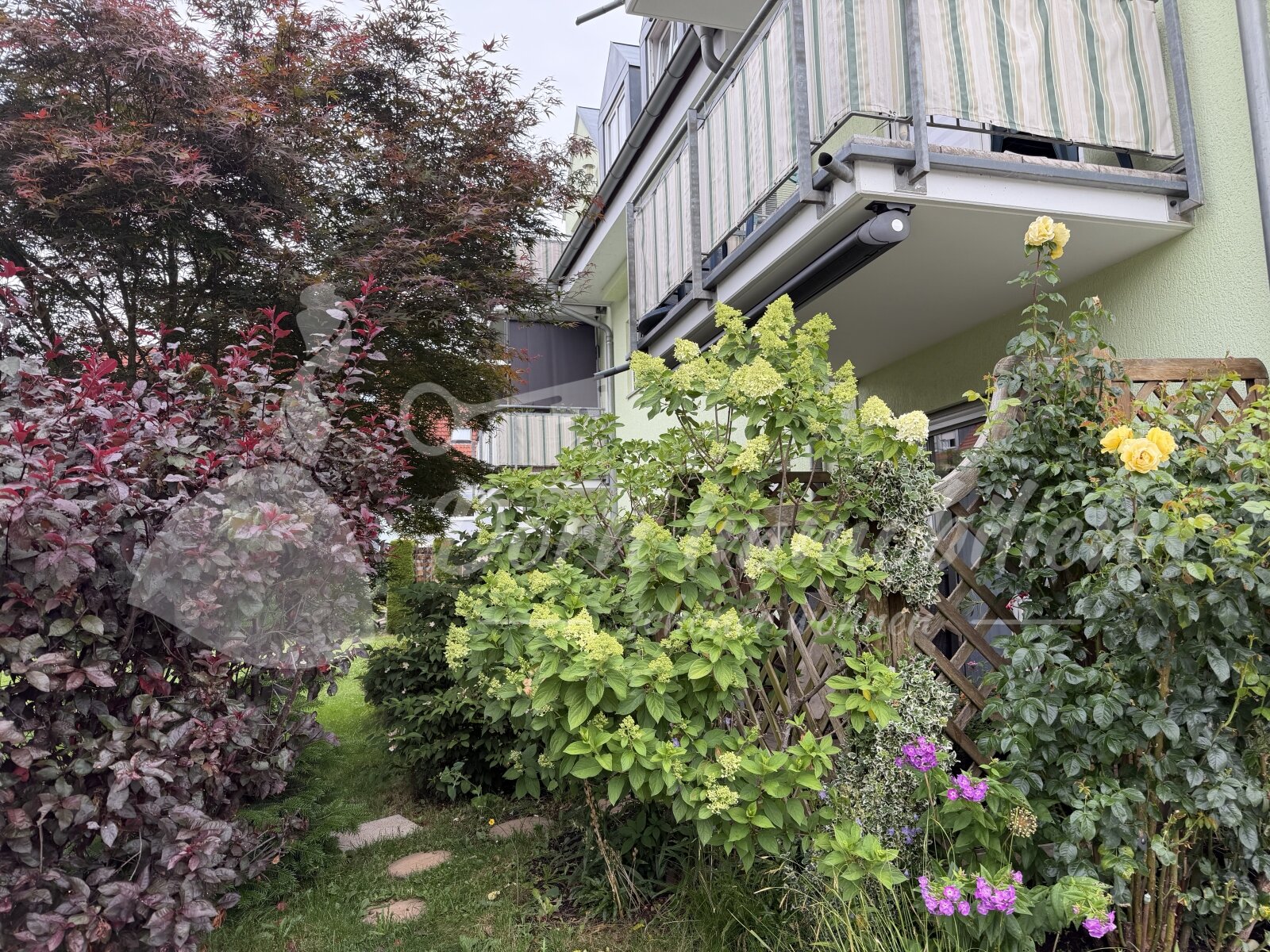 Attraktive Eigentumswohnung mit Terrasse & Fußbodenheizung in Reinsdorf-Vielau - im Verkauf Attraktive Eigentumswohnung mit Terrasse & Fußbodenheizung in Reinsdorf-Vielau - im Verkauf