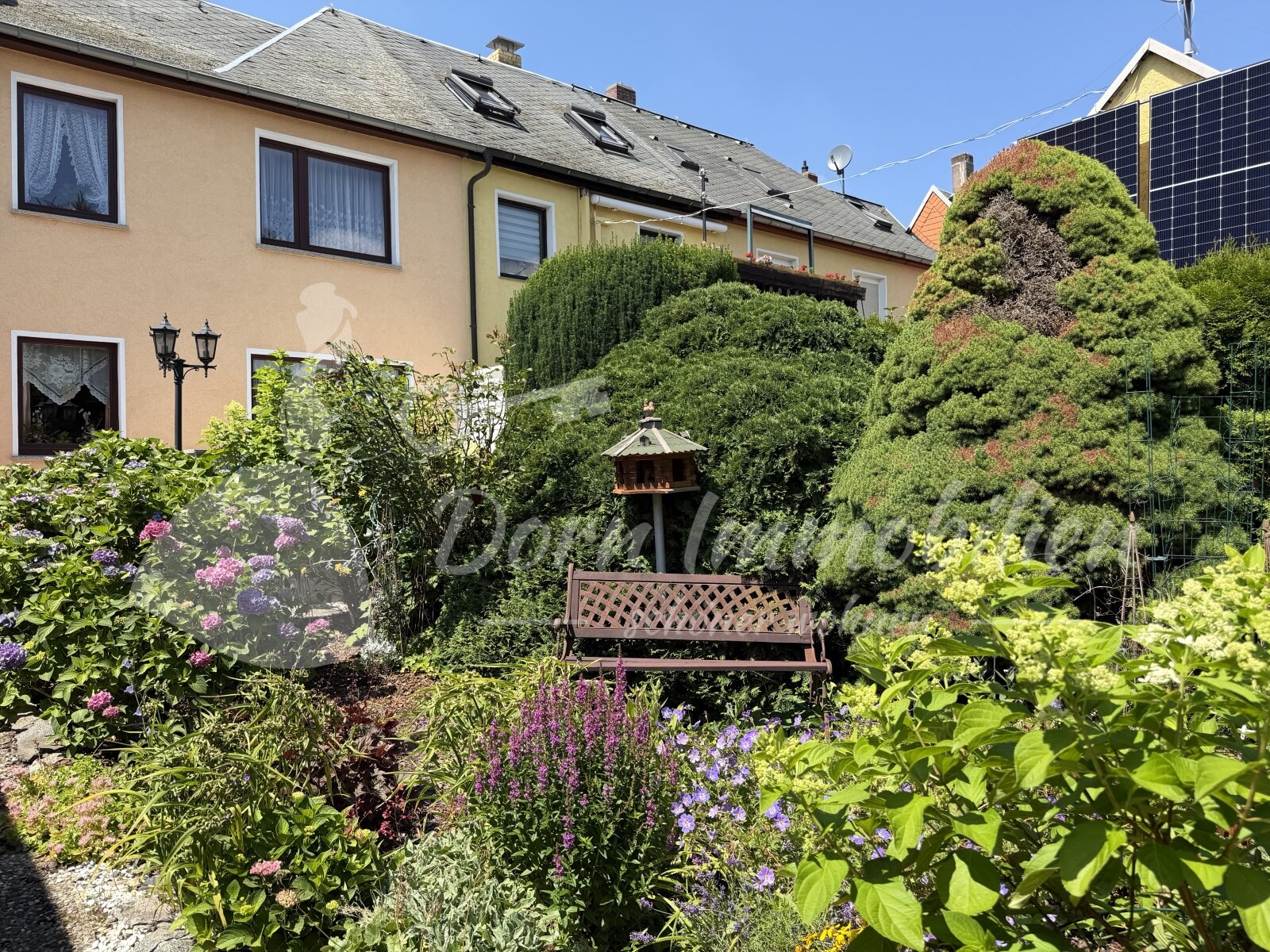 Zwickau: Lassen Sie sich vormerken: Gepflegtes Reihenendhaus mit herrlichem Garten - bevorzugte Lage in Zwickau - Auerbach im Verkauf Zwickau: Lassen Sie sich vormerken: Gepflegtes Reihenendhaus mit herrlichem Garten - bevorzugte Lage in Zwickau - Auerbach im Verkauf