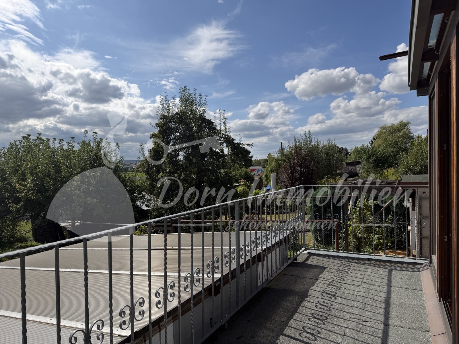 Terrasse mit weitem Blick über Marienthal